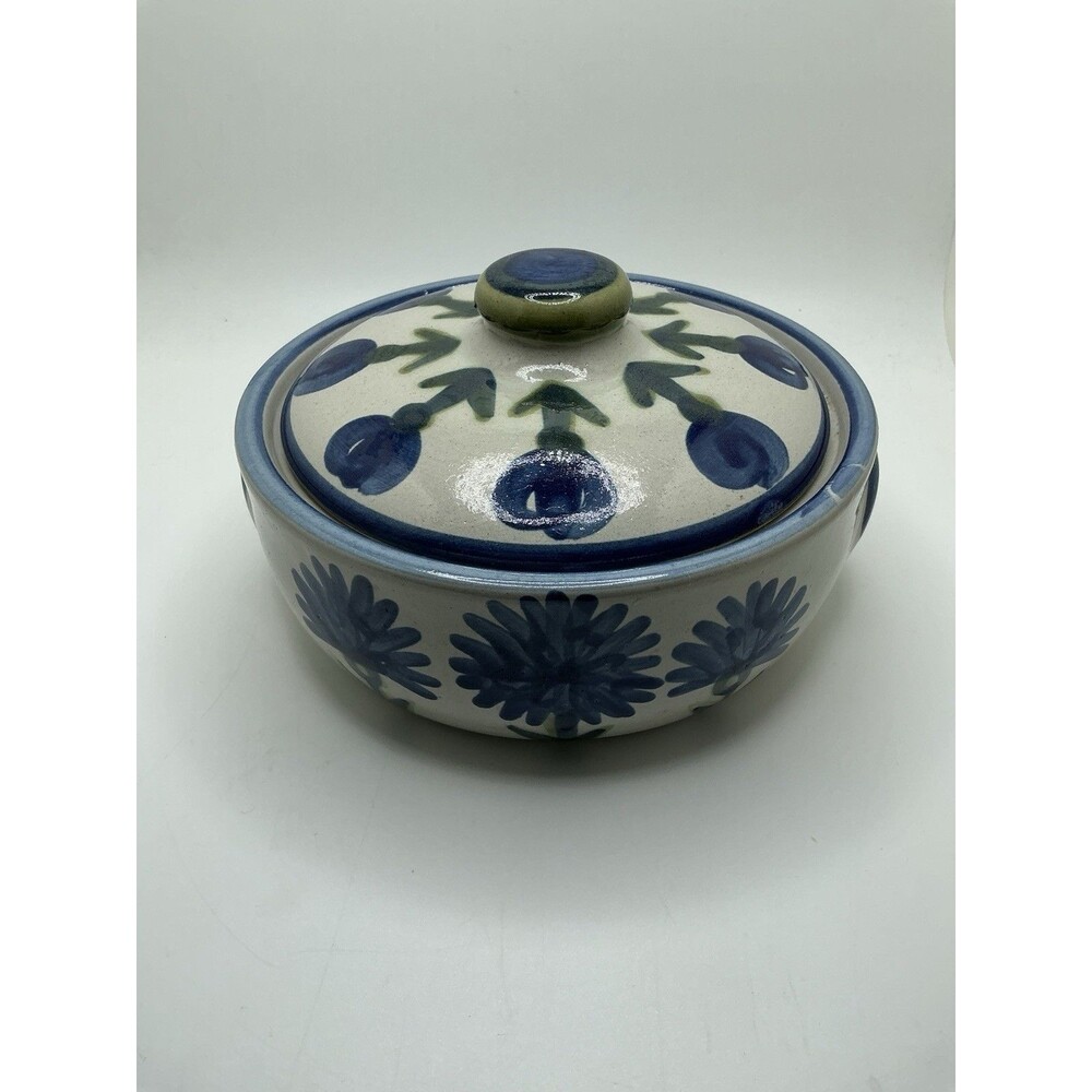 Louisville Stoneware Vintage Covered Casserole Dish | Blue Bachelor Buttons